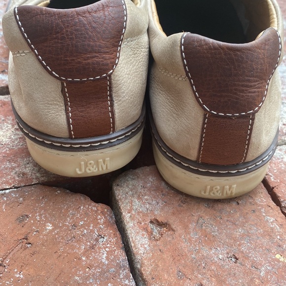 - j&M - Picture 7 of 13